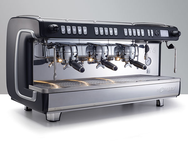 002-descrizioni-m26-te.jpg La Cimbali M26 TE RE DT3 Otomatik Espresso Kahve Makinesi, 3 Gruplu - Görsel 1